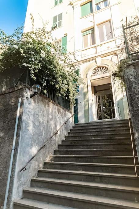 Genova Garden, Vicino Al Gaslini E Boccadasse Apartment Bagian luar foto